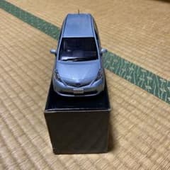プリウス　アルファーのサムネイル