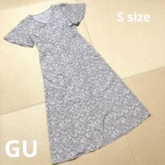 ジーユー＊小花柄ワンピース　ロング　美品　お値下げのサムネイル