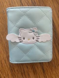 Hello Kitty 퀼팅 이중 접는 지갑 파스텔 블루