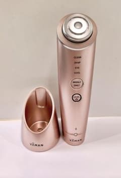 【YA-MAN】フォトプラス シャイニー 美顔器のサムネイル