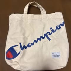 Champion トートバッグ クリーム色 ロゴ入りのサムネイル
