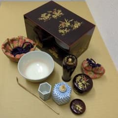 やまかずちゃん　茶道具セット　茶箱　いろいろ入り　美品 やまかずちゃん様専用 茶道具セット 茶箱 いろいろ入り 美品 - メルカリ