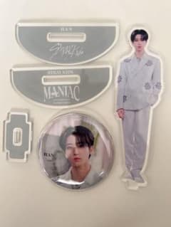 straykids MANIAC ハン アクリルスタンド&缶バッジのサムネイル