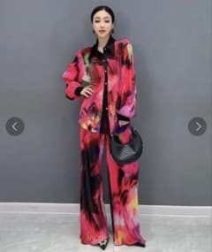 LONDA ブラウス パンツ セットアップ - メルカリ