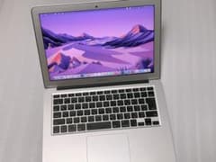 【かなり美品】MacBook AIR 13インチ 2014 SSD256GBのサムネイル