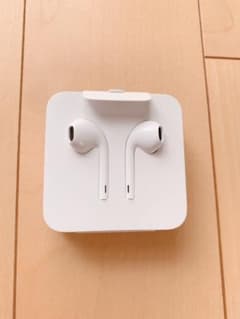 Apple 純正イヤホンのサムネイル