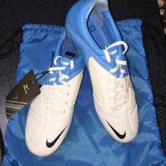 つるとんたん様専用☆ナイキ CTR360 マエストリ 27.5cm 未使用品のサムネイル