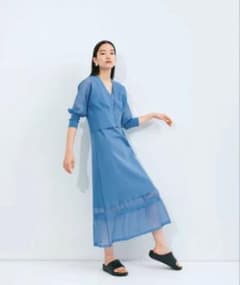 ADAM ET ROPE ブルーワンピースのサムネイル