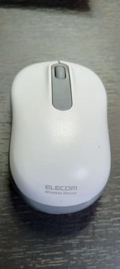 大*ん様 ELECOM ワイヤレスマウス ホワイトのサムネイル