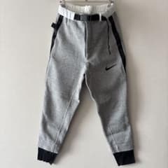 Nike x sacai ジョガーパンツ グレーのサムネイル