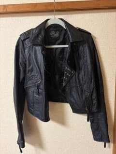 【値下げ可】TRF collection 黒 スタッズ レザージャケット 本革のサムネイル