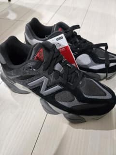 NEW BALANCE 9060 U9060BLK スニーカーのサムネイル