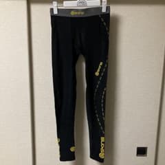 【新品】スキンズSKINS コンプレッションDNAMIC ロングタイツ　Mサイズのサムネイル