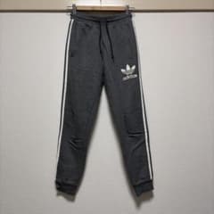 adidas グレー ジャージパンツ ストライプ - メルカリ