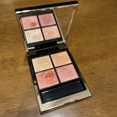 SUQQU シグニチャー カラー アイズ 04 絢撫子のサムネイル
