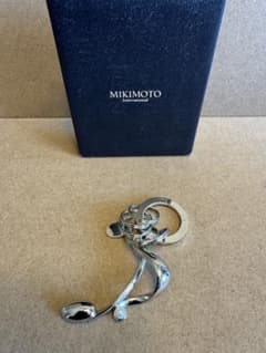 未使用品　MIKIMOTO キーホルダー　パール付き音符　4連キーリングのサムネイル