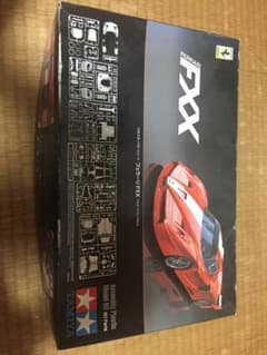 FERRARI FXX プラモデルのサムネイル