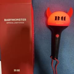 BABYMONSTER ペンライト ローラ トレカ付きのサムネイル