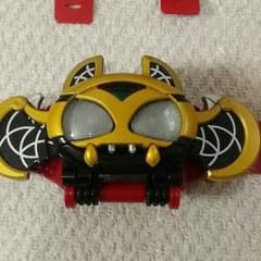 仮面ライダーキバのベルトのサムネイル