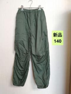 【新品】長ズボン140 カーキパンツ140 裏起毛長ズボン140 男の子　女の子のサムネイル