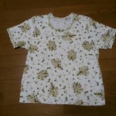 ゆっこ様専用☺ ピンクハウスのクローバー柄Tシャツのサムネイル