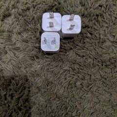 値下げ！iPhone充電器のサムネイル