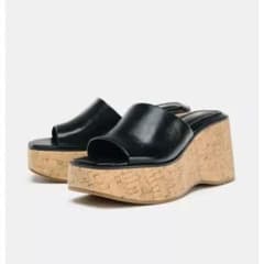ZARA ザラ　コルク　ウェッジサンダル　ウェッジソール　黒　サイズ38のサムネイル