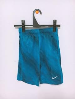 aco様専用NIKEハーフパンツ130のサムネイル