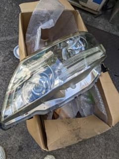 トヨタ アルファード ヘッドライトユニット型番81185−58071 - メルカリ
