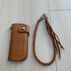 週末価格！レッドムーン　ロングウォレットのサムネイル