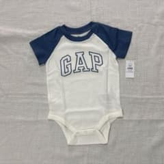 新品タグ付き baby GAP ベビー ロンパース 半袖 70cmのサムネイル