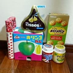 お菓子詰め合わせのサムネイル