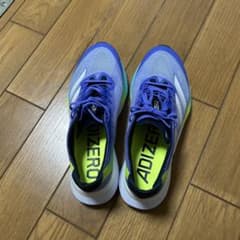 アディダスadizeroボストン12のサムネイル