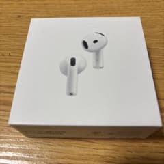 Apple AirPods 第4世代（新品未開封）のサムネイル