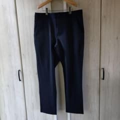 ユニクロ テーパードパンツ　 XLのサムネイル