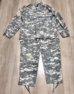 ACU UCP 迷彩服 戦闘服 上下セット デジタルカモ M-R - メルカリ