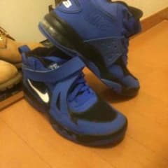 ナイキ スニーカーのサムネイル