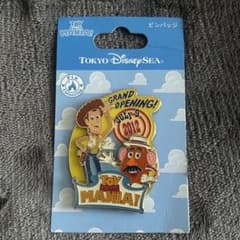 トイストーリーマニア グランドオープン 記念 ピンバッジ - メルカリ