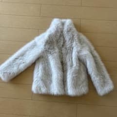 ZARA フェイクファーコート グレーのサムネイル