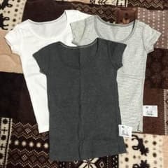 UNIQLOベビー コットン100% 半袖インナーのサムネイル