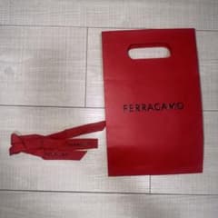 ferragamo ショッパー　リボンのサムネイル