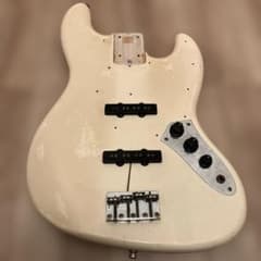 Squier by Fender Jazz Bass ボディJVシリアル VWH Squier by Fender Jazz Bass ボディJVシリアル VWH - メルカリ