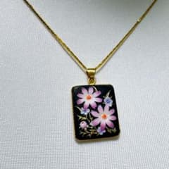 俊兼　トシカネジュエリー 有田焼 花 陶器 ネックレス 美品 幻のジュエリーとしかね 俊兼 ネックレス 有田焼 ゴールド 花