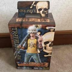 ONE PIECE  ローのフィギュアのサムネイル