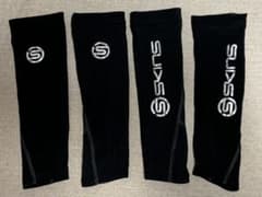 Skins ブラックふくらはぎサポーター4枚セットのサムネイル