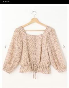 【INGNI】花柄 シフォン シャーリング ブラウス