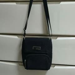 正規品☆GUESSⅡショルダーバッグのサムネイル