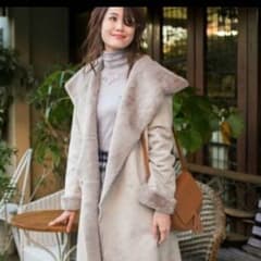 ☆新品☆アースムートンコートのサムネイル