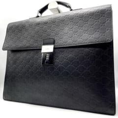 【極美品】GUCCI ビジネスバッグ GG シマ ダイヤルロック A4収納 黒 極美品】GUCCI ビジネスバッグ GG シマ ダイヤルロック A4収納 黒