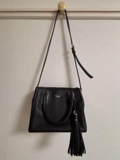 kate spade 黒 レザー ハンドバッグ タッセル付きのサムネイル